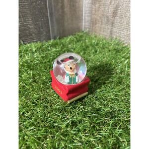 Disney Mickey Mouse Snow Globe‎ 2003 JCPenney Exclusive Christmas Collectible
